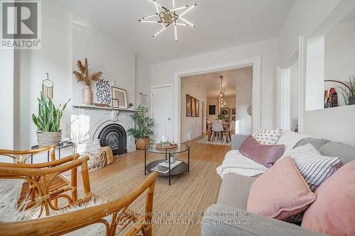138 Victoria Avenue N, Hamilton, ON 