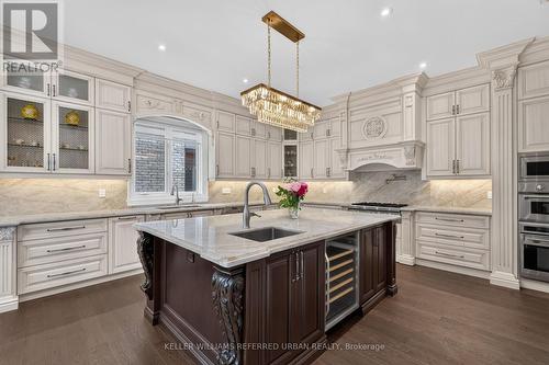 59 Munro Boulevard, Toronto, ON - Indoor Photo Showing Kitchen With Upgraded Kitchen