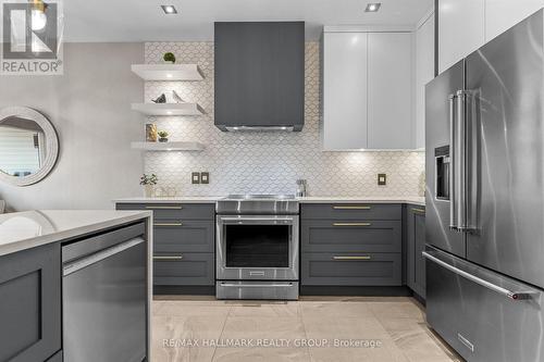 1832 Springridge Drive, Ottawa, ON - Indoor Photo Showing Kitchen With Upgraded Kitchen