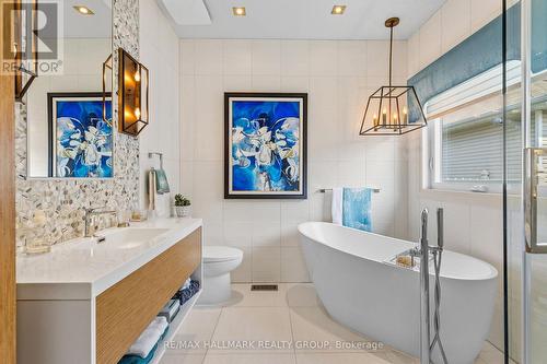 1832 Springridge Drive, Ottawa, ON - Indoor Photo Showing Bathroom