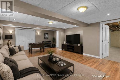 1832 Springridge Drive, Ottawa, ON - Indoor