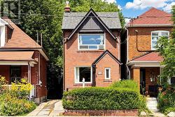 190 LAWRENCE AVENUE W  Toronto, ON M5M 1A8