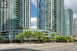 2711 - 16 YONGE STREET Toronto, ON M5E 2A1