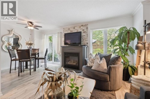 199 Saginaw Parkway Unit# 15, Cambridge, ON - Indoor Photo Showing Living Room With Fireplace