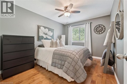 199 Saginaw Parkway Unit# 15, Cambridge, ON - Indoor Photo Showing Bedroom