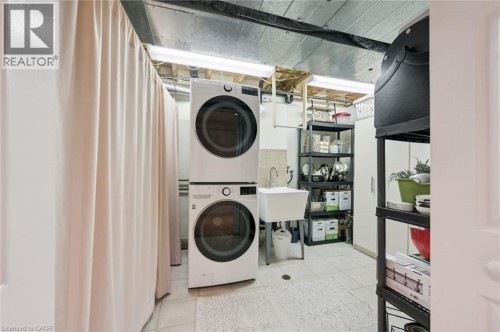 199 Saginaw Parkway Unit# 15, Cambridge, ON - Indoor Photo Showing Laundry Room
