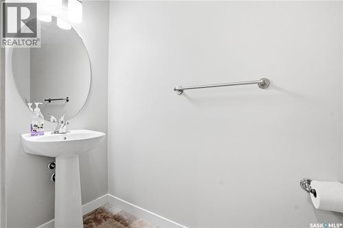 127 315 Dickson Crescent, Saskatoon, SK - Indoor Photo Showing Bathroom