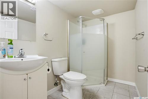 127 315 Dickson Crescent, Saskatoon, SK - Indoor Photo Showing Bathroom