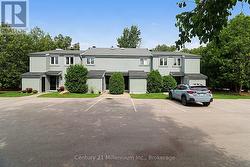 28 - 127 FAIRWAY CRESCENT Collingwood, ON L9Y 5B4