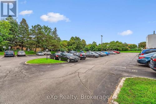 404 - 65 Silvercreek Parkway N, Guelph (Junction/Onward Willow), ON - Outdoor