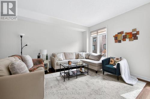 1444 Savoline Boulevard, Milton, ON - Indoor Photo Showing Living Room