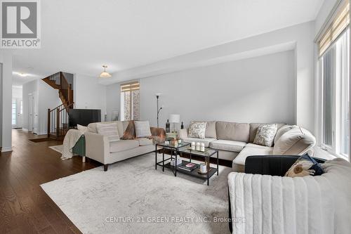 1444 Savoline Boulevard, Milton, ON - Indoor Photo Showing Living Room