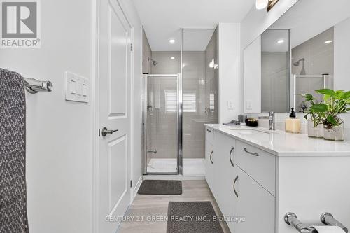 1444 Savoline Boulevard, Milton, ON - Indoor Photo Showing Bathroom