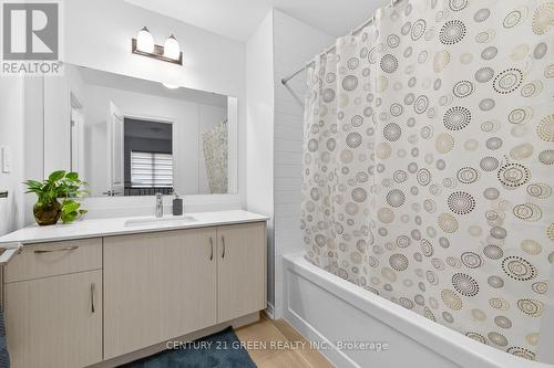 1444 Savoline Boulevard, Milton, ON - Indoor Photo Showing Bathroom