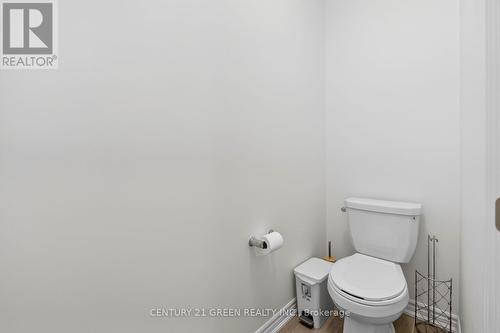 1444 Savoline Boulevard, Milton, ON - Indoor Photo Showing Bathroom