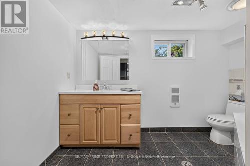 36 Dallington Drive, Toronto, ON - Indoor Photo Showing Bathroom
