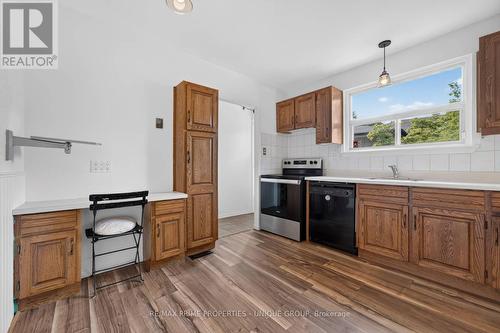 36 Dallington Drive, Toronto, ON - Indoor Photo Showing Kitchen