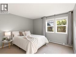 Primary Bedroom - 
