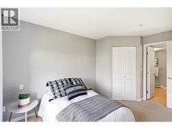 Large 2nd bedroom - 