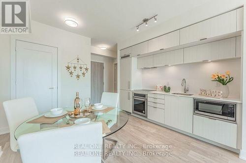 303 - 80 Vanauley Street, Toronto, ON - Indoor