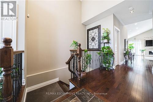 137 Pinehill Drive, Hamilton, ON - Indoor Photo Showing Other Room