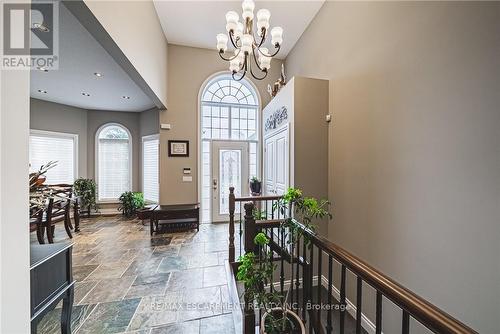 137 Pinehill Drive, Hamilton, ON - Indoor Photo Showing Other Room