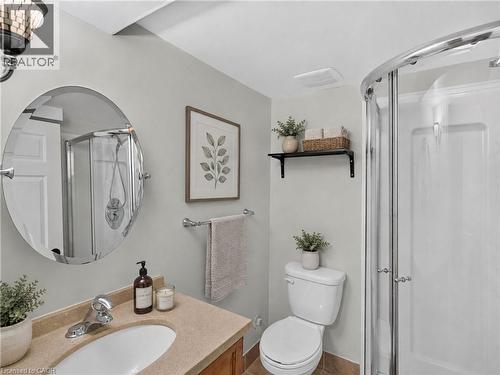 Virtually Staged. - 3401 Rockwood Drive, Burlington, ON - Indoor Photo Showing Bathroom
