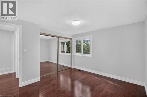 3401 Rockwood Drive, Burlington, ON - Indoor Photo Showing Other Room