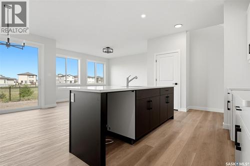 3148 Favel Drive, Regina, SK - Indoor Photo Showing Kitchen