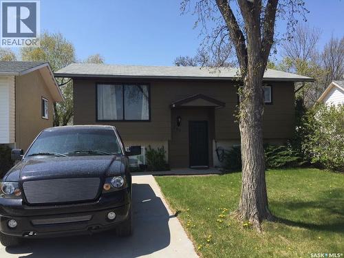 581 3rd STREET W  Shaunavon, SK S0N 2M0