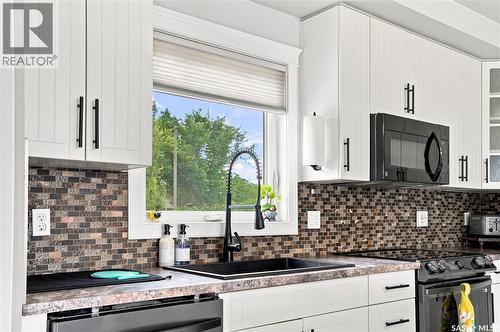 123 Railway Avenue, Dundurn, SK - Indoor Photo Showing Kitchen With Double Sink With Upgraded Kitchen