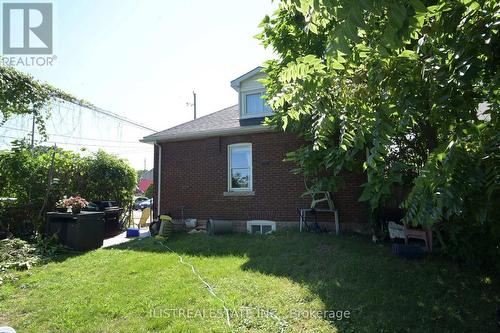 2 Norfolk Street N, Hamilton, ON - Outdoor