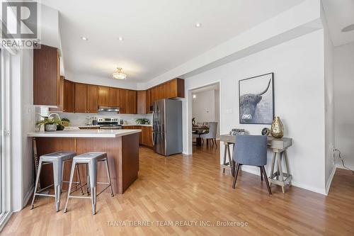 75 Robert Attersley Drive E, Whitby, ON - Indoor Photo Showing Kitchen