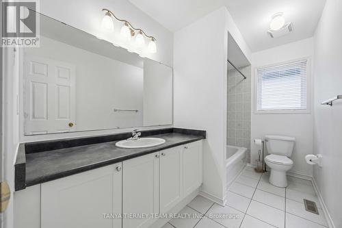 75 Robert Attersley Drive E, Whitby, ON - Indoor Photo Showing Bathroom