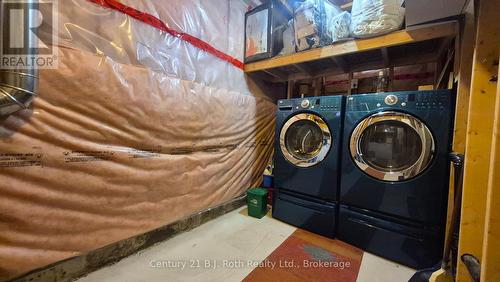 Laundry - 116 Dyer Drive, Wasaga Beach, ON - Indoor Photo Showing Laundry Room