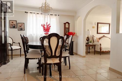 43 Henley Drive, Hamilton (Stoney Creek), ON - Indoor Photo Showing Dining Room