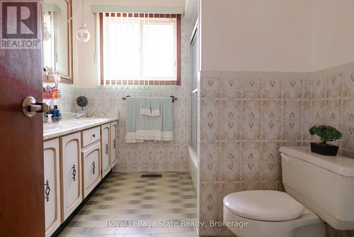 43 Henley Drive, Hamilton (Stoney Creek), ON - Indoor Photo Showing Bathroom