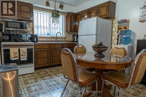 43 Henley Drive, Hamilton (Stoney Creek), ON - Indoor