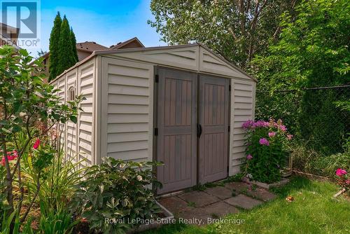 43 Henley Drive, Hamilton (Stoney Creek), ON - Outdoor