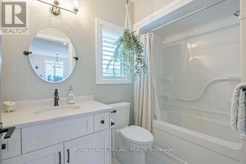 33 White Tail Path, St. Thomas, ON - Indoor Photo Showing Bathroom