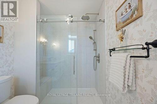 33 White Tail Path, St. Thomas, ON - Indoor Photo Showing Bathroom