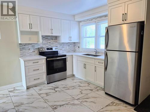 2 - 855 SIMCOE STREET N , Oshawa (Centennial), Ontario L1G 4W1 2