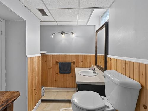 23 Lakeview Drive, Cornwall, PE - Indoor Photo Showing Bathroom