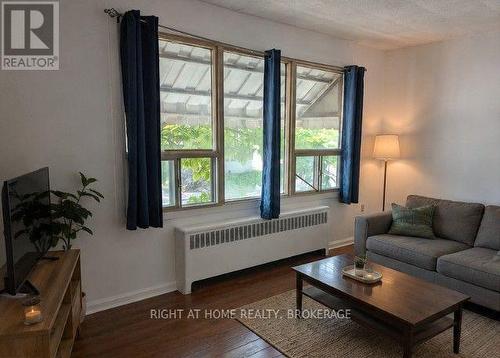 2 - 60 RICHMOND AVENUE , St. Catharines (E. Chester), Ontario L2R 3W7 3