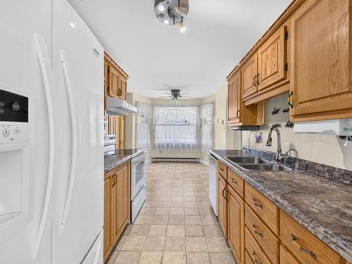 1 Hillcrest Street, Truro, NS - Indoor Photo Showing Kitchen With Double Sink
