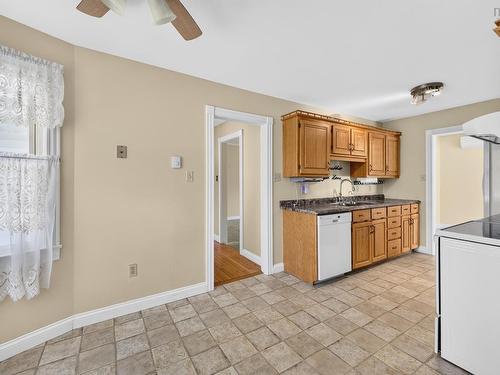 1 Hillcrest Street, Truro, NS - Indoor Photo Showing Kitchen