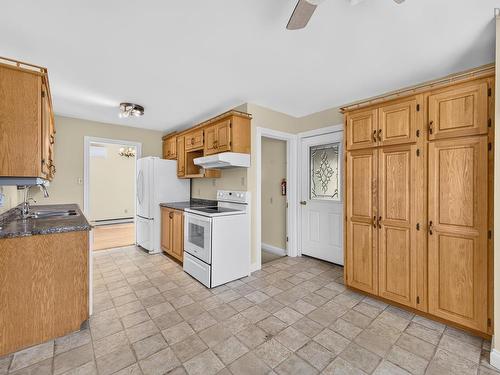 1 Hillcrest Street, Truro, NS - Indoor Photo Showing Kitchen