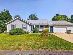 1 HILLCREST Street  Truro, NS B2N 3M2