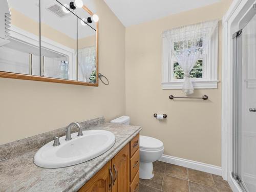 1 Hillcrest Street, Truro, NS - Indoor Photo Showing Bathroom