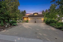 1068 Shore Lane  Wasaga Beach, ON L9Z 2A1